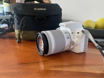 Canon EOS 100D – biely – perfektný stav
