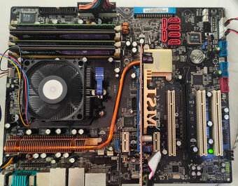 Asus M2N-SLI Deluxe