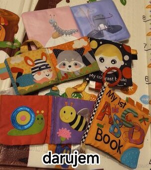Darujem hrkálky, hryzátka a látkové knižky pre najmenších