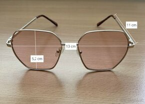 Slnečné okuliare - ružové sklá