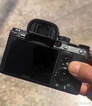 Sony A7 III: