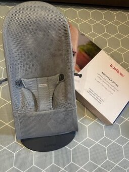 Babybjörn Lehátko Bliss Grey mesh