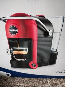 Nový kávovar Zn. Lavazza