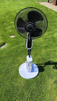 Ventilátor s rozprašovačom hmly