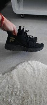 Fila tenisky