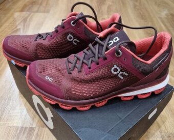Nové tenisky ON W Cloudsurfer Mulberry/Coral