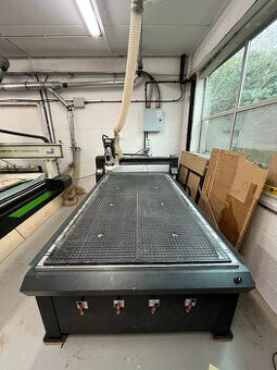 CNC fréza Spartan 132