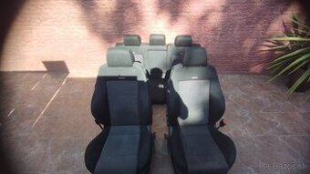 Sedačky Recaro