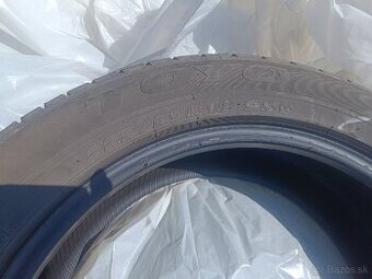 225/55 R18 98v