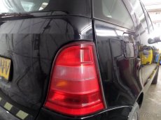 Mercedes A rv2000 zadne svetla.