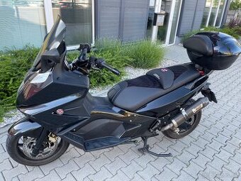 Gilera GP800