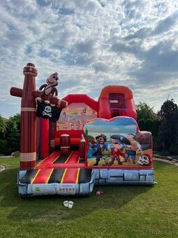 Ponúkam na prenájom PROFI SKAKACIE HRADY len INTERIER