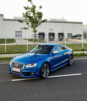 Audi S5 4.2 FSi V8 Manuál