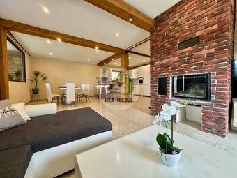 Rodinný dom - Ploské, 10 izieb, fitness, bazén, priprava na 