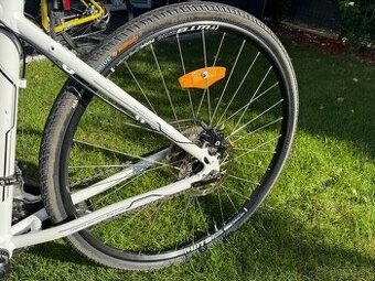 Bicykel damsky crossovy 18’