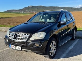 Mercedes-Benz ML 320 CDI 4MATIC – automat, 165 kW