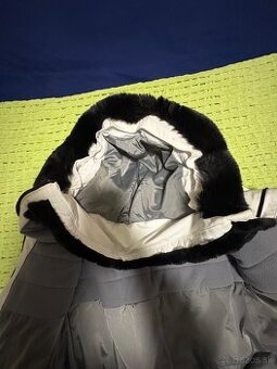 Zimná lyžiarska bunda značky Wedze