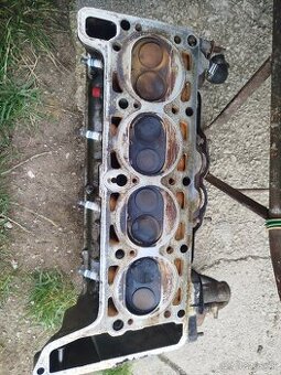 Lada niva  1.7i hlava