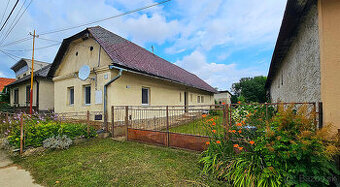 Rodinný dom v obci Chmiňany, s veľkou záhradou na predaj