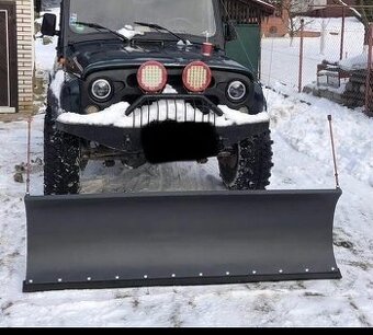 Ponúkam na predaj snežný pluh / radlica na Offroad