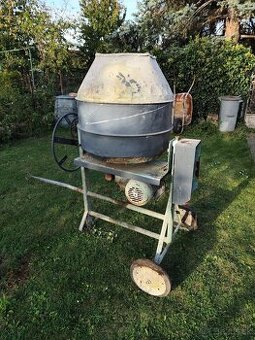 Stavebná miešačka