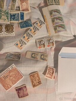 SLOVENSKÉ ZNÁMKY (bloky, pásky, nepoužité)