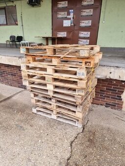 Drevené palety na kúrenie