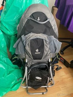 Turistický nosič Deuter
