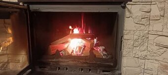 Ponúkam na predaj pelety EN A1Plus , triesky, brikety