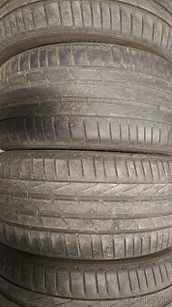 Predám 4ks jazdené letné 245/40r18-93Y Hankook