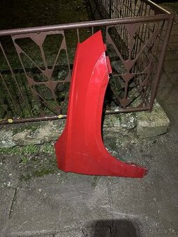 Škoda karoq (pravý predný blatník)