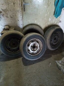 Predám pneumatiky 13 letne