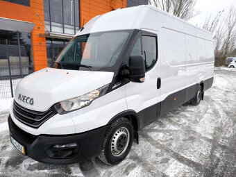 Iveco Daily 35S16VA8 z roku 2023 - LEDky, automat