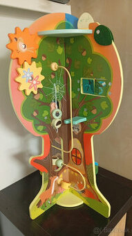 Drevená motorická hračka