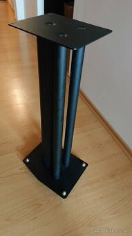 Stojany na reproduktory