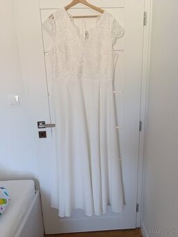 Biele svadobné šaty  48