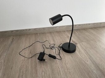 Lacná LED lampa na stôl
