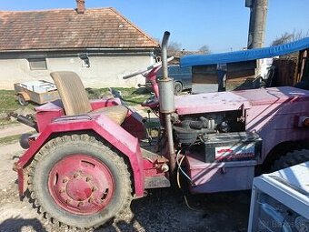 Ponúkame na predaj traktor s prívesom