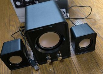 Predám reproduktory 2.1 trust + malý bluetooth