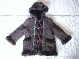 Kožušinový kabátik s kapucňou