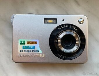 DIGITÁLNA KAMERA 4K 48MP 8-násobný zoom