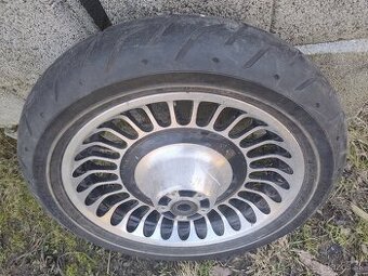 HARLEY DAVIDSON PREDNE KOLESO 17X3,5