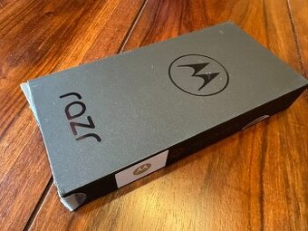 Motorola Razr 2024, 256GB, nový