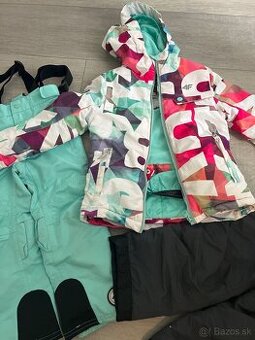 Lyžiarska suprava 4F velk98 a cierne nohavice + 92/98