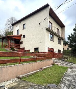 Tehlový rodinný dom so záhradou /828 m2/, Čadca - Turzovka