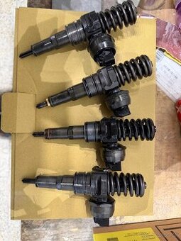 Vstrekovacie Trysky 038130073BN