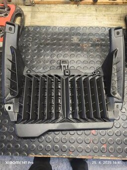 Kryt chladiča tenere 700 world raid 2024