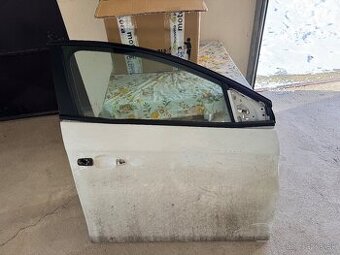 Fiat Bravo 2 poskodene dvere predne prave