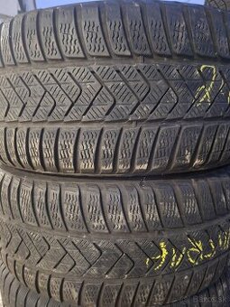 245/45R18 Pirelli dot 22