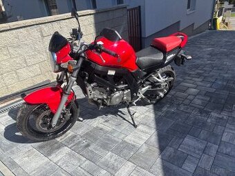 Suzuki SV650 N